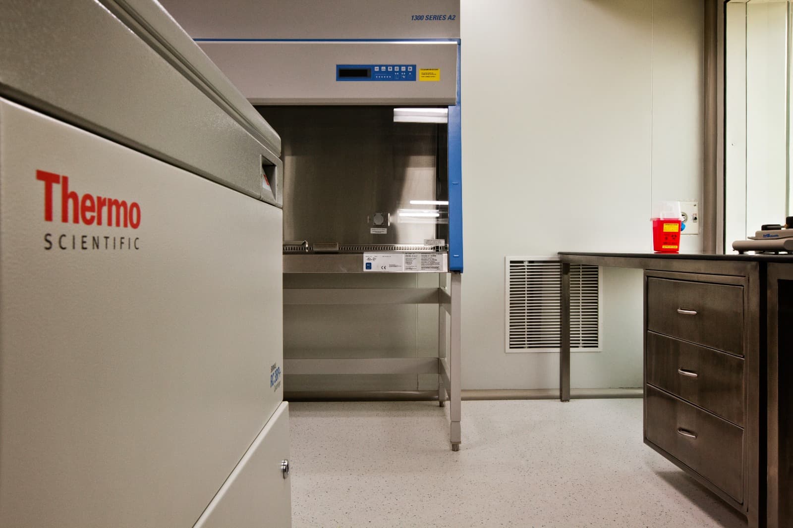 Thermo Scientific biosafety cabinet inside an ACRV-built cleanroom
